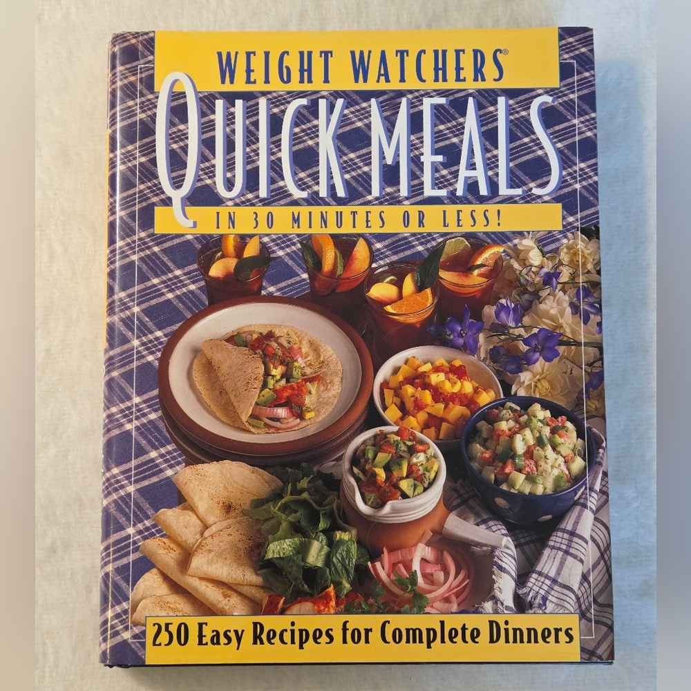 ☀️Weight Watchers Quick Meals Cookbook Vintage 1995